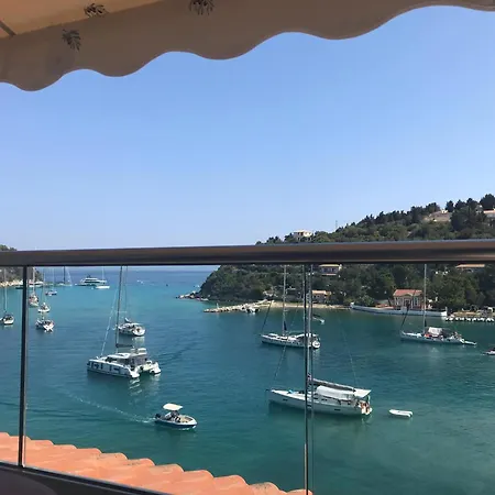 Limani Apartamento *